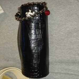 3/$12 Liz Claiborne chain/charm wristlet/makeup Bag